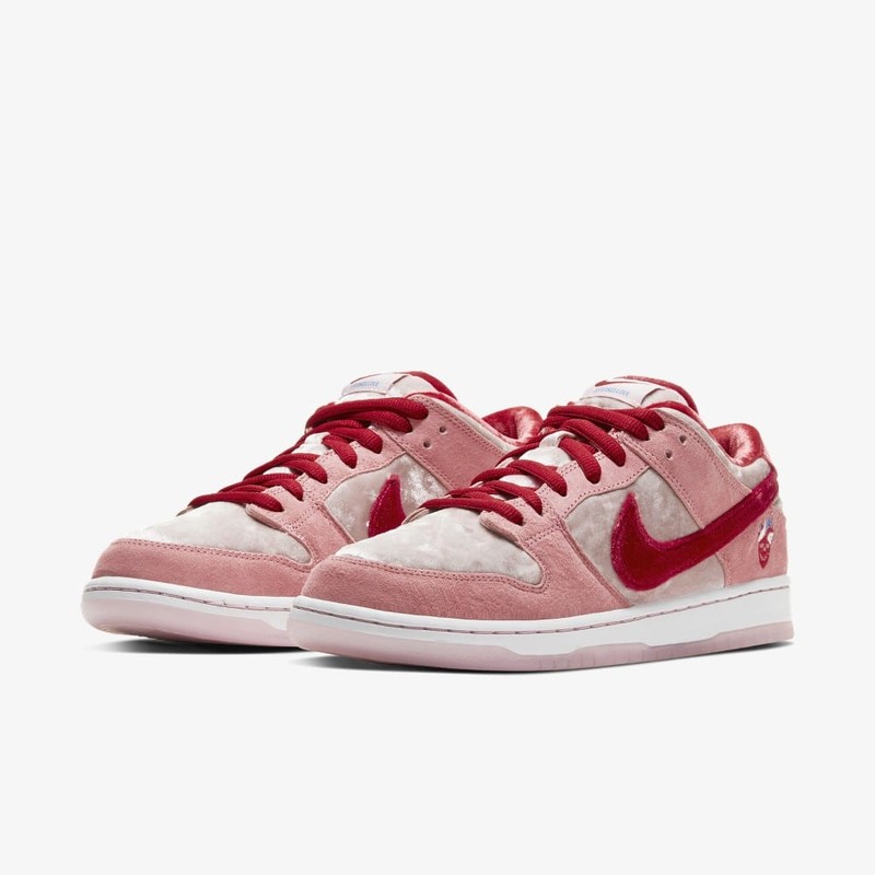 StrangeLove x Nike SB Dunk Low Pro QS | CT2552-800 | Grailify